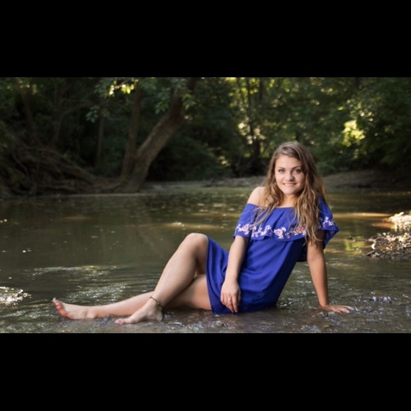 Meet your Posher, Micayla - Picture 3 of 8